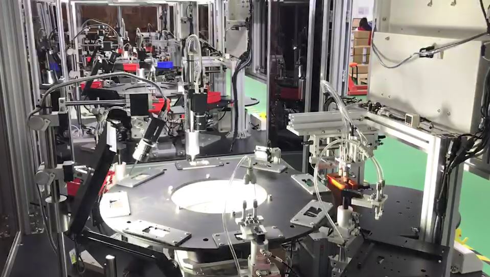 工業(yè)平板電腦工廠為散熱器工廠部署人工智能檢查替代員工目視檢查